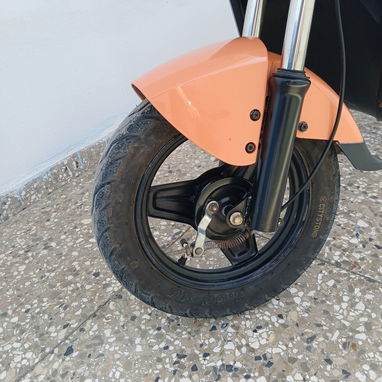 Bicimoto Marca ViVE Haciendo + 40km para mi tranquilidad Batería Litio 48Volt x 28amp Gomas nuevas , ring 12 600 usd - Img 124432191