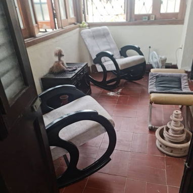 Renta de casa independiente en Vedado para negocio - Img 127721070