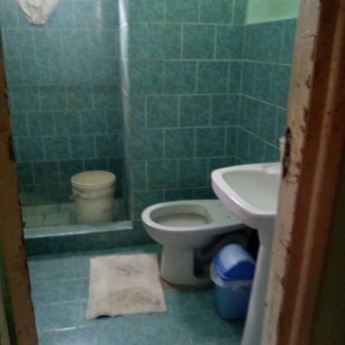 *$15.000usd CON AJUSTE. En venta casa puerta de calle en El Cerro, Reparto Martí. POSIBILIDAD DE GARAJE PARA 4 CARROS. - 8/10