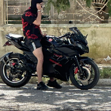 Moto Deportiva Eléctrica - Img 118829004