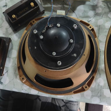 conjunto de altavoces - 2/3