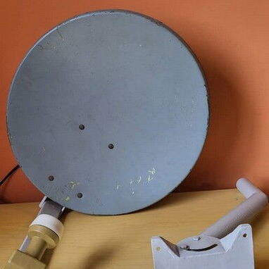 ANTENA PARABOLICA CON LNB O MOCO ORIGINAL - Img 116684809
