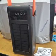 Powerbank 50000mah con carga solar y cables 55 usd - Img 56788003