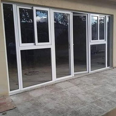 Realizo todo tipo de trabajos con cristal y marquetería de aluminio - Img 124758312