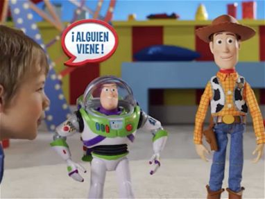 Hermoso-Toy Story Disney Sheriff Woody ANIMATRONICO 42 cm interactivo con Comandos de Voz,+70 Frases y Sonidos, Se Mueve - Img main-image