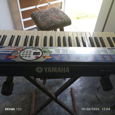 馃毃馃毃馃毃Ganga Se vende teclado Yamaha - Img 124924310