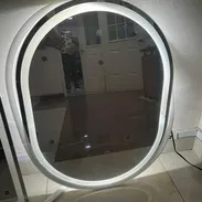 ESPEJOS CON LUZ LED (FRIA,CÁLIDA Y NEUTRA ) diferentes diseños mensajería gratis - Img 53910962