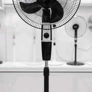 Ventilador de pedestal 16" marca Premium - Img 53682867