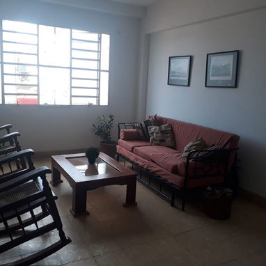 Excelente Apartamento en el Vedado - Img 125265038