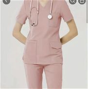 Vendo pijamas médicos - Img 45670363