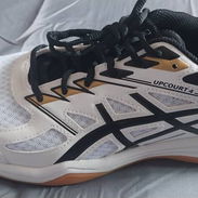 Zapatillas asics número 45 europa - Img 55642156