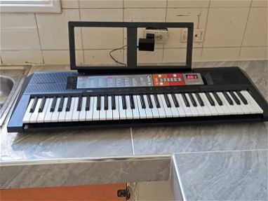 Se vende pianola Yamaha 5/8 en muy buenas condiciones...vea fotos - Img main-image