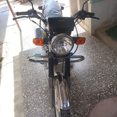 🔥🏍️ ¡MOTOS NUEVAS DISPONIBLES! 🏍️🔥  ¿Buscas una moto moderna, potente y económica? 😎 Tenemos estas increíbles motos - 9/10