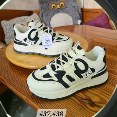 Tenis con las 3 B (Bueno, Bonito y Barato) - Img 122662012