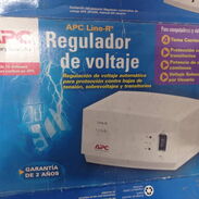 Regulador de voltaje marca APC 1200w nuevo en caja - Img 45258038