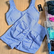 Juego de licra levanta glúteos y blusa - Img 54754408