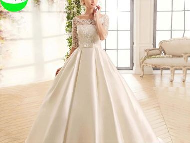 Vestido de novia elegante con cola, talla M... incluye el aro - Img 66937360