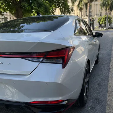 Carro Moderno Hyundai Elantra 2023 - 5/5