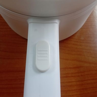 🚧 🔥 ¡OLLA ELÉCTRICA MULTIFUNCIONAL KORAL! 🔥 ✅ Potencia: 350–700 W 🚧 - 3/4