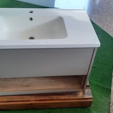 Muebles de baño nuevos - 10/10