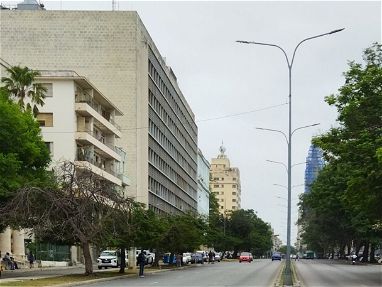 Apartamento en la Avenida Carlos lll. La Habana - Img 67002543