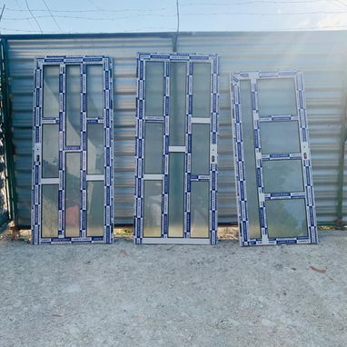 Puertas de marquetería de aluminio con cristal 05 $ - Img 105799399