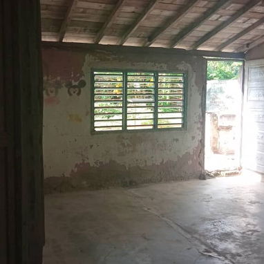 Se vende Casa quinta grande con Garaje, Patio, lote de Terreno particular y Pozo de agua - 9/10