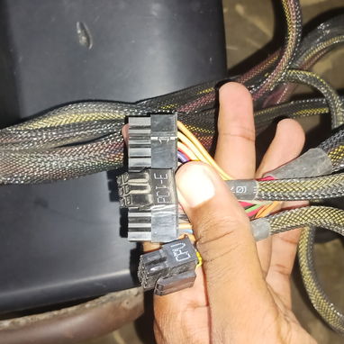 Fuente thermaltek de 430w enmallada - 3/4