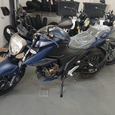 SUZUKI GIXXER 250 - 7/8