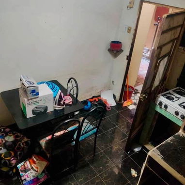 GANGA DE INVERSIÓN CERCA DE MARINA Y MALECÓN POR 5,000! APARTAMENTO DÚPLEX DE 1 CUARTO EN BAJOS !!@ - 4/5