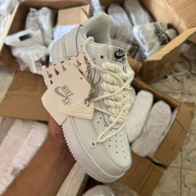 Tenis Nike AIR FORCE - 6/7