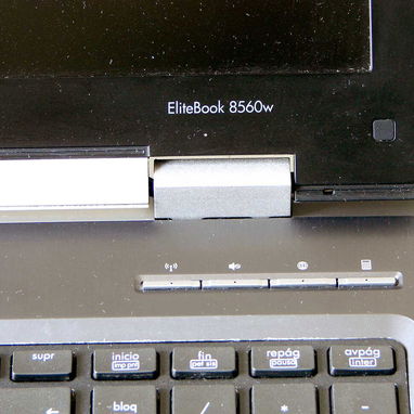 VENDO PORTATIL HP ELITEBOOK 8560W (rota) - Img 124412087
