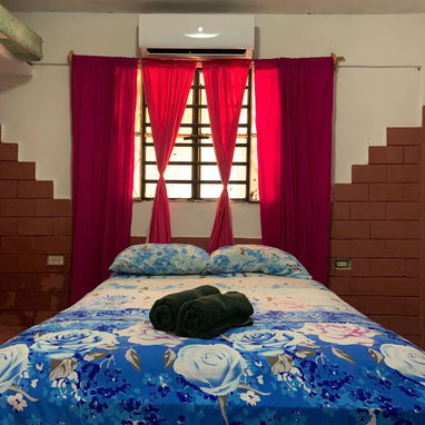 🏖️ Casa de Renta En Guanabo Con Piscina.💡 Planta Eléctrica funcional. Capacidad para 10 personas - Img 117542995