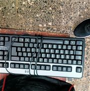 Se vende teclado HP USB impecable negro y gris con Yassel al 58075760 - Img 45721187