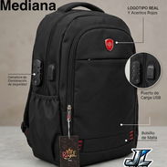 Mochilas grandes y pequeñas - Img 56791943