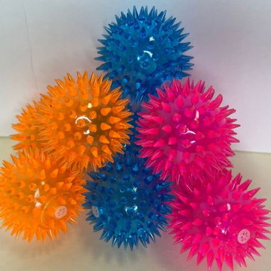 Pelotas de pinchitos con sonido para Mascotas - Img 124190869