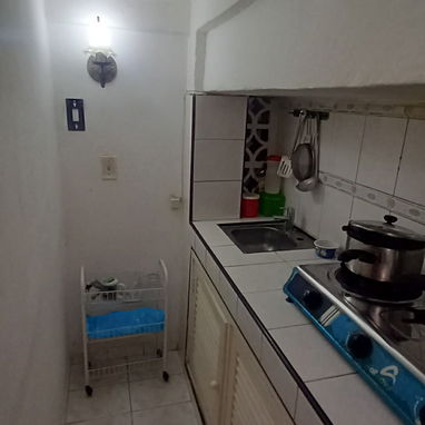 Renta lineal de habitación sólo a estudiantes y residentes cerca de los hospitales Fajardo y Calixto - Img 114010545