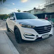 Vendo negocio, Hyundai Tucson, 2017 80 mil millas - Img 54259400