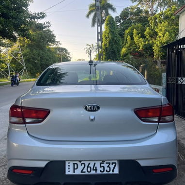 Kia Río - 2/5