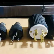 ESPIGAS MACHO 15A, 20A Y 30A PARA PROTEGER Y ESTABILIZAR SU PLANTA ELÉCTRICA Y VIVIENDA CONTRA ALTOS Y BAJOS VOLTAJES - Img 50495816