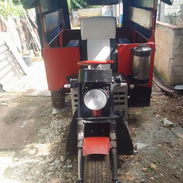 Se vende esta motoneta en 2600 usd o se hace negocio papeles en regla interesados al 56709534 soy de bauta - Img 56369722