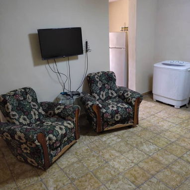 🏠¡Descubre nuestra casa de renta con precios económicos en el Vedado con una ubicación privilegiada! - Img 107741176