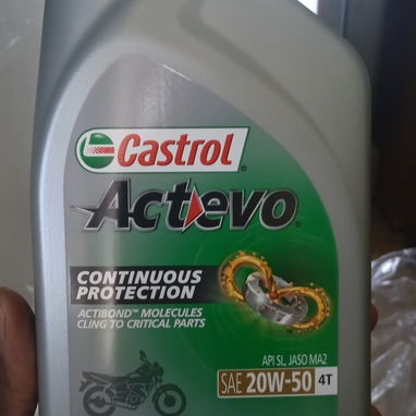 Aceite de Motor Castrol Actevo 20W50 para Motos 4 Tiempos, Pomo 946 ML - Img 111562370