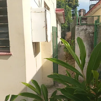 Biplanta independiente en Víbora Park - 5/10