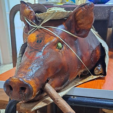 🔥 ¿ANTOJO CRIOLLO? ¡LO LLEVAMOS! 🔥  Tú pides, nosotros cocinamos, tú disfrutas.  •CERDO ENTERO🐷 •PIERNA ASADA •LOMO A - 5/10