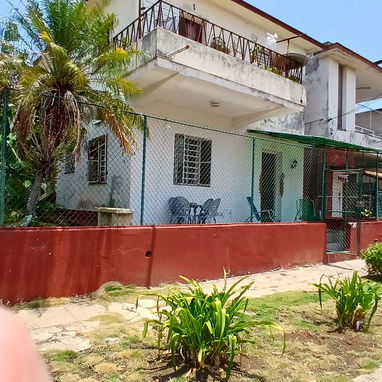 Vendo o permuto mi casa bajos 11y82 garaje 3/4 65m 53542376 - Img 125765363