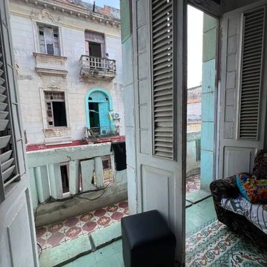 Se vende apartamento en la Habana al doblar de el Almejeiras - Img 125884217