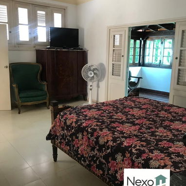 Venta de casa independiente en calle 90 - 10/10