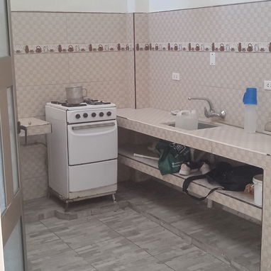 Se vende casa de dos cuartos grandes en primer piso en Centro Habana - Img 121284480