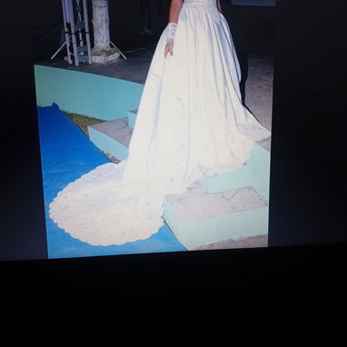 Alquiler y venta de bellos trajes de novias - 3/10
